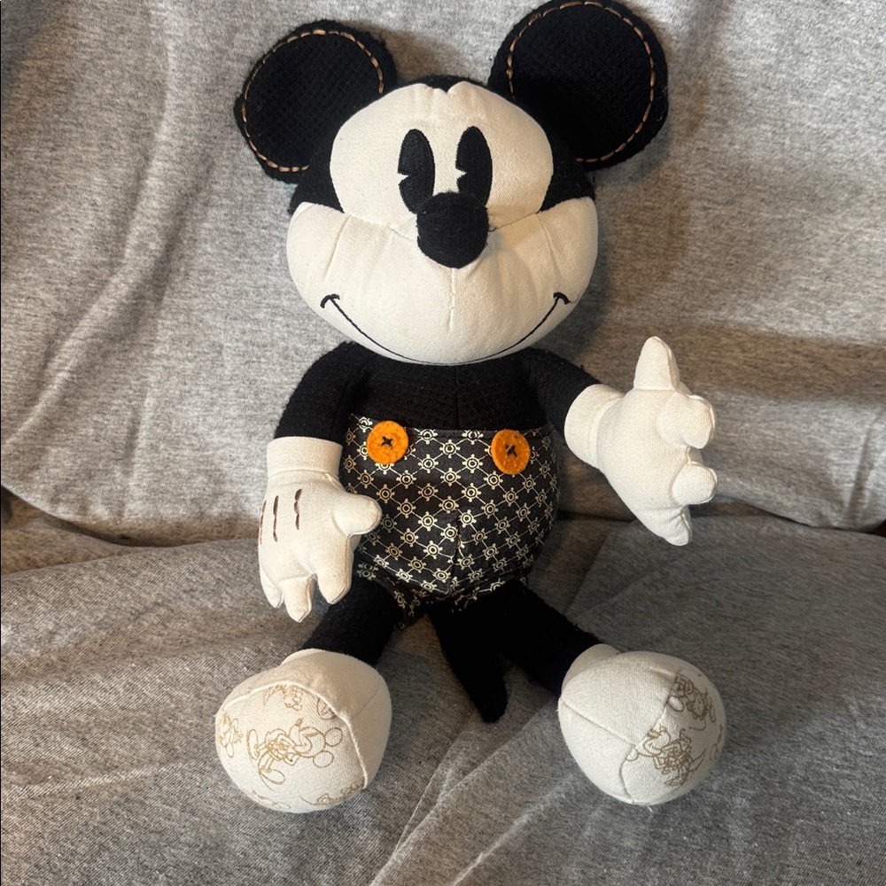 Hallmark Disney Mickey Mouse Plush If You Can Dream It